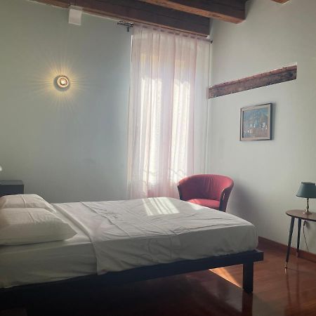 베로나 Loft Ponte Pietra 빌라 외부 사진