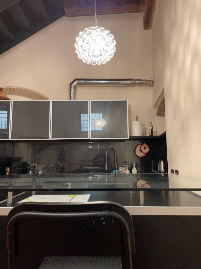 베로나 Loft Ponte Pietra 빌라 외부 사진