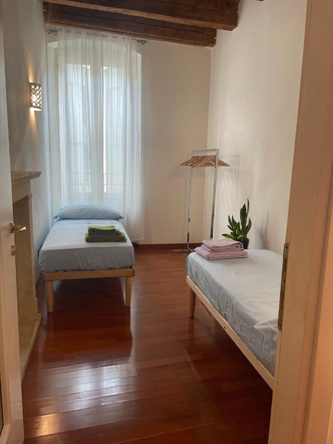 베로나 Loft Ponte Pietra 빌라 외부 사진